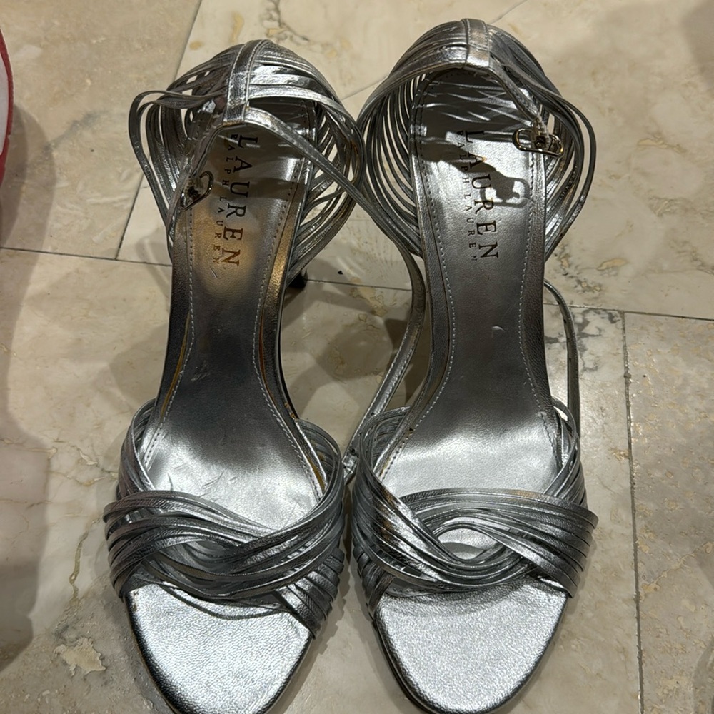 Size 6 shoes silver